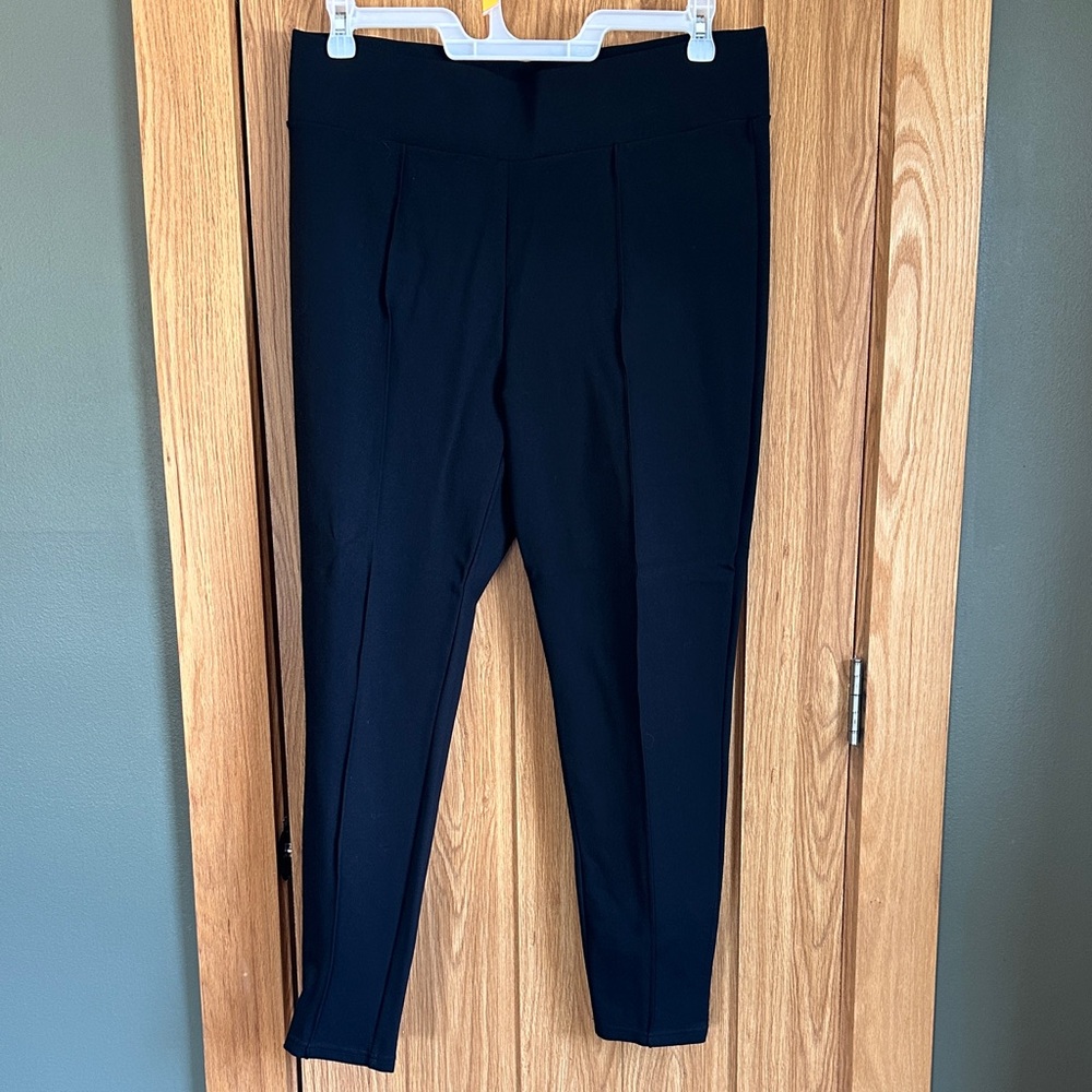 Seven7 Women's Black Leggings